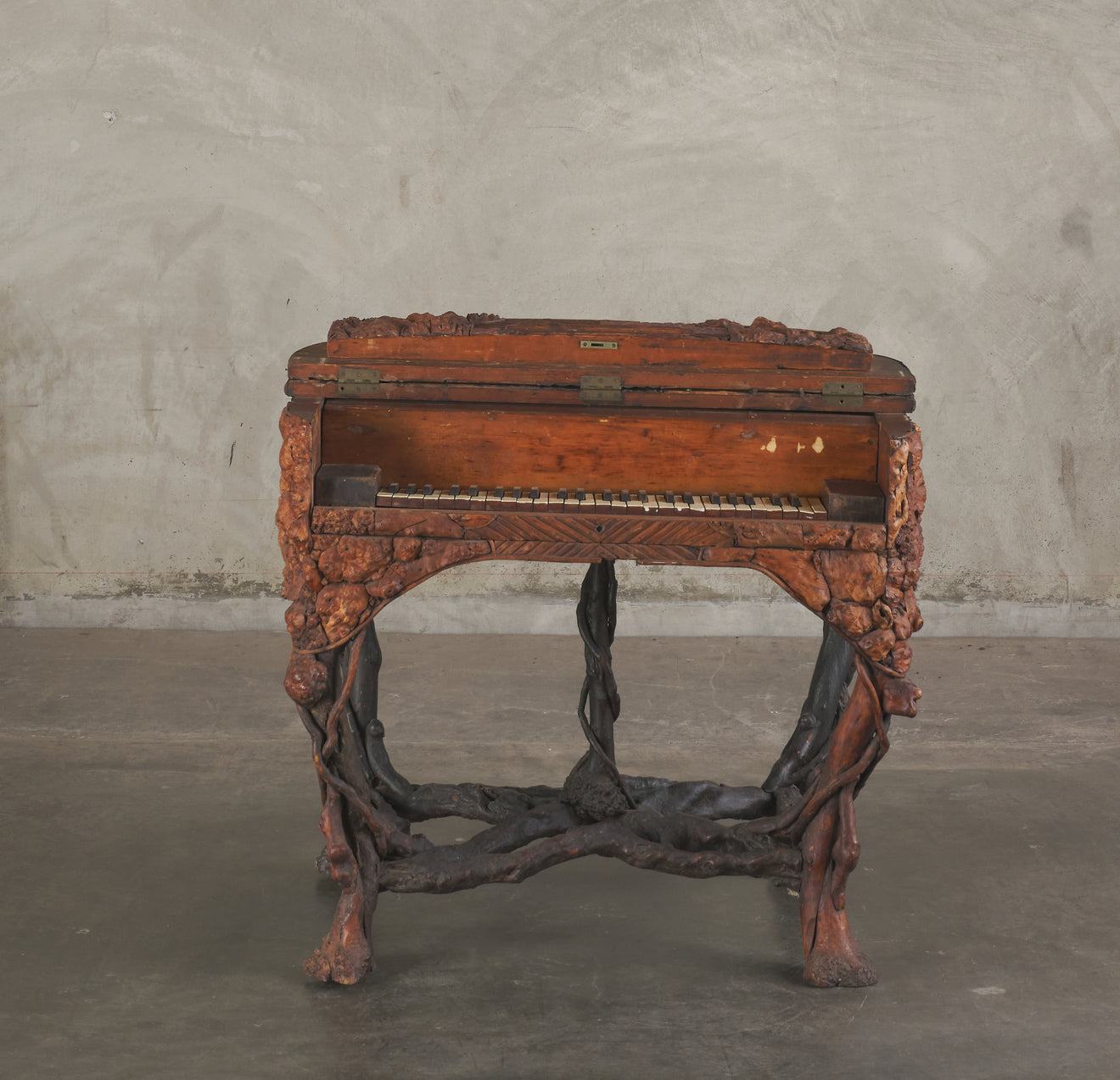 ADIRONDACK SPINET PIANO