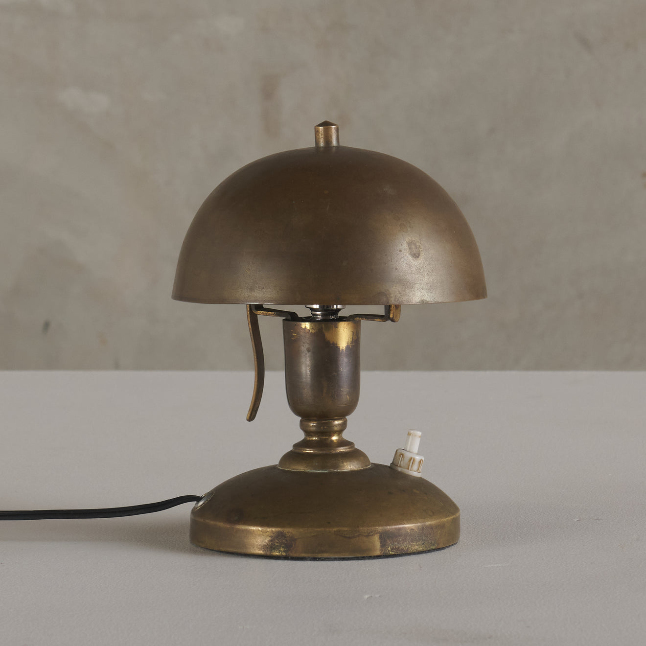 ADJUSTABLE COPPER DOME TABLE LAP IN THE BAUHAUS STYLE