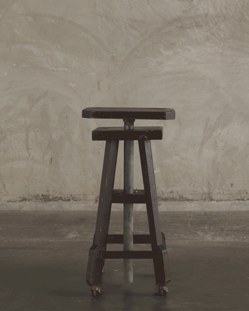 ADJUSTABLE SCULPTING TABLE, USA, C1910