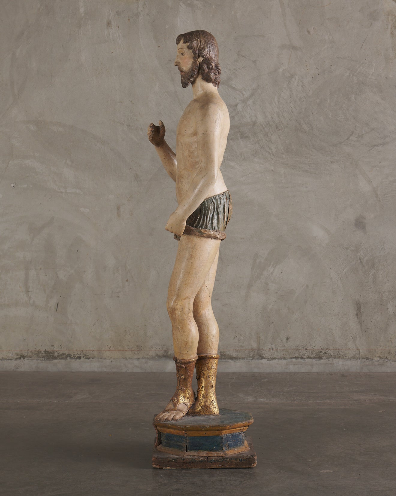 A LIFE SIZE 16th C NORTH ITALIAN GILT AND PAINTED WOOD FIGURE OF SAN ROCCO BY NERO ALBERTI DA SANSEPOLCRO