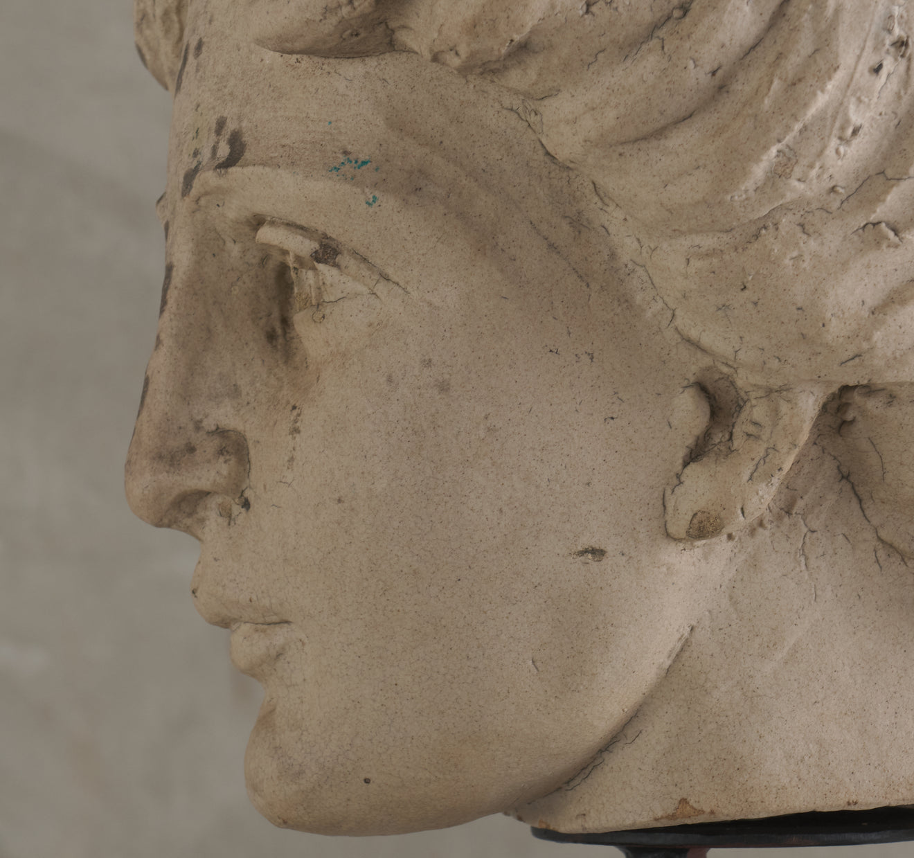 ANTIQUE ARCHITECTURAL TERRA COTTA HEAD OF A WOMAN ON STEEL MOUNT