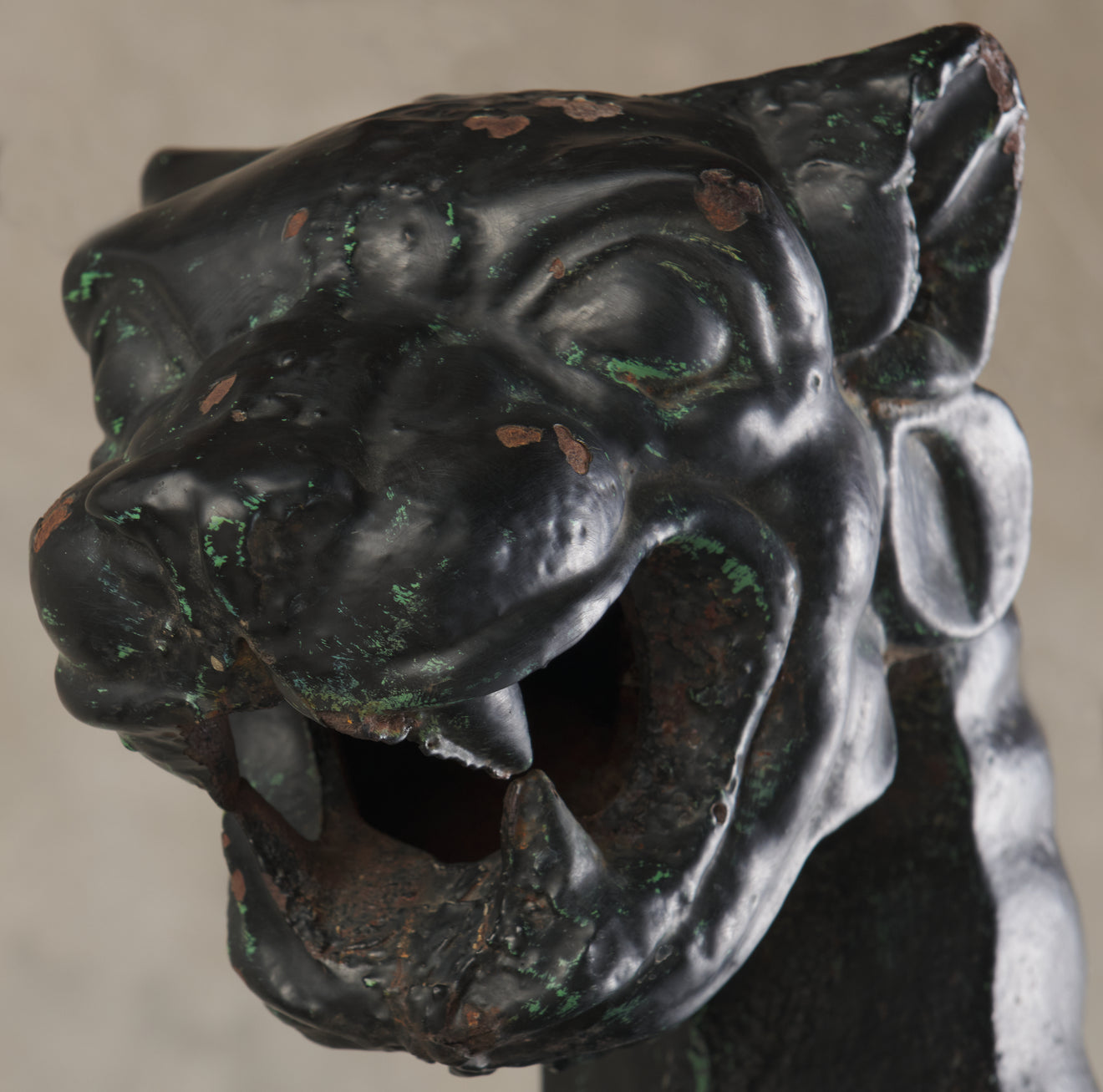 ANTIQUE CAST IRON WINGED GARGOYLE FIGURE, C1900