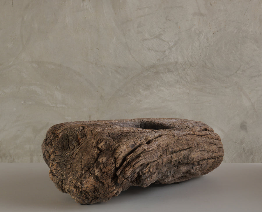 ANTIQUE TURKISH WELL WEATHERED ARCHITECTURAL FRAGMENT/MORTAR