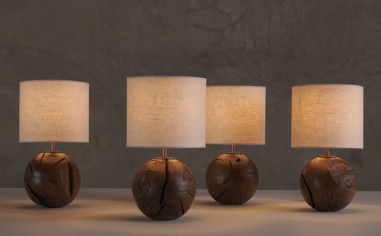 BCW QUERCUS TABLE LAMP