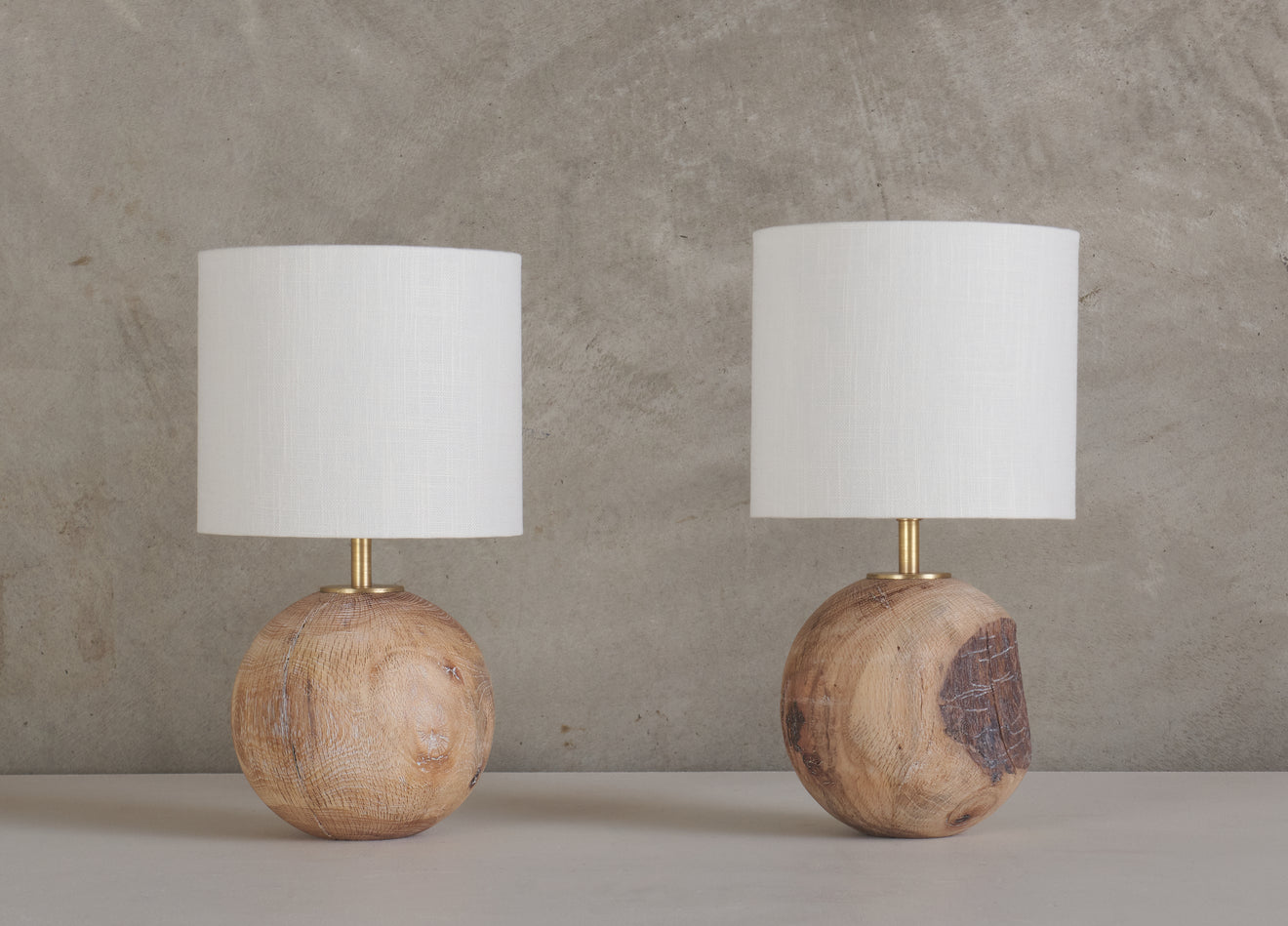 BCW QUERCUS TABLE LAMP