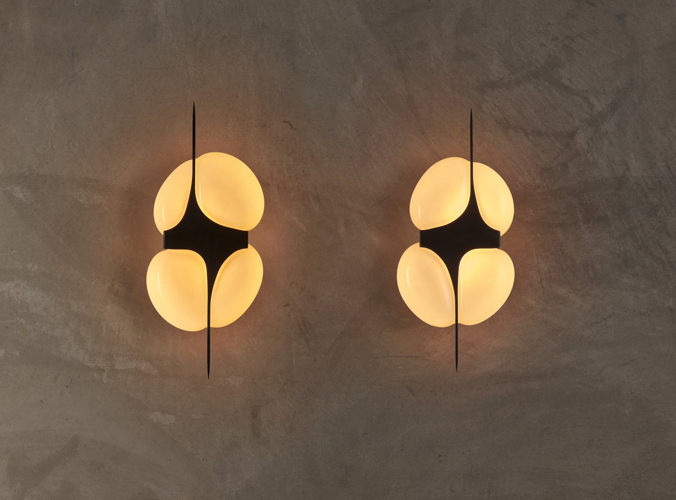 BCW UNDER PRESSURE SCONCE