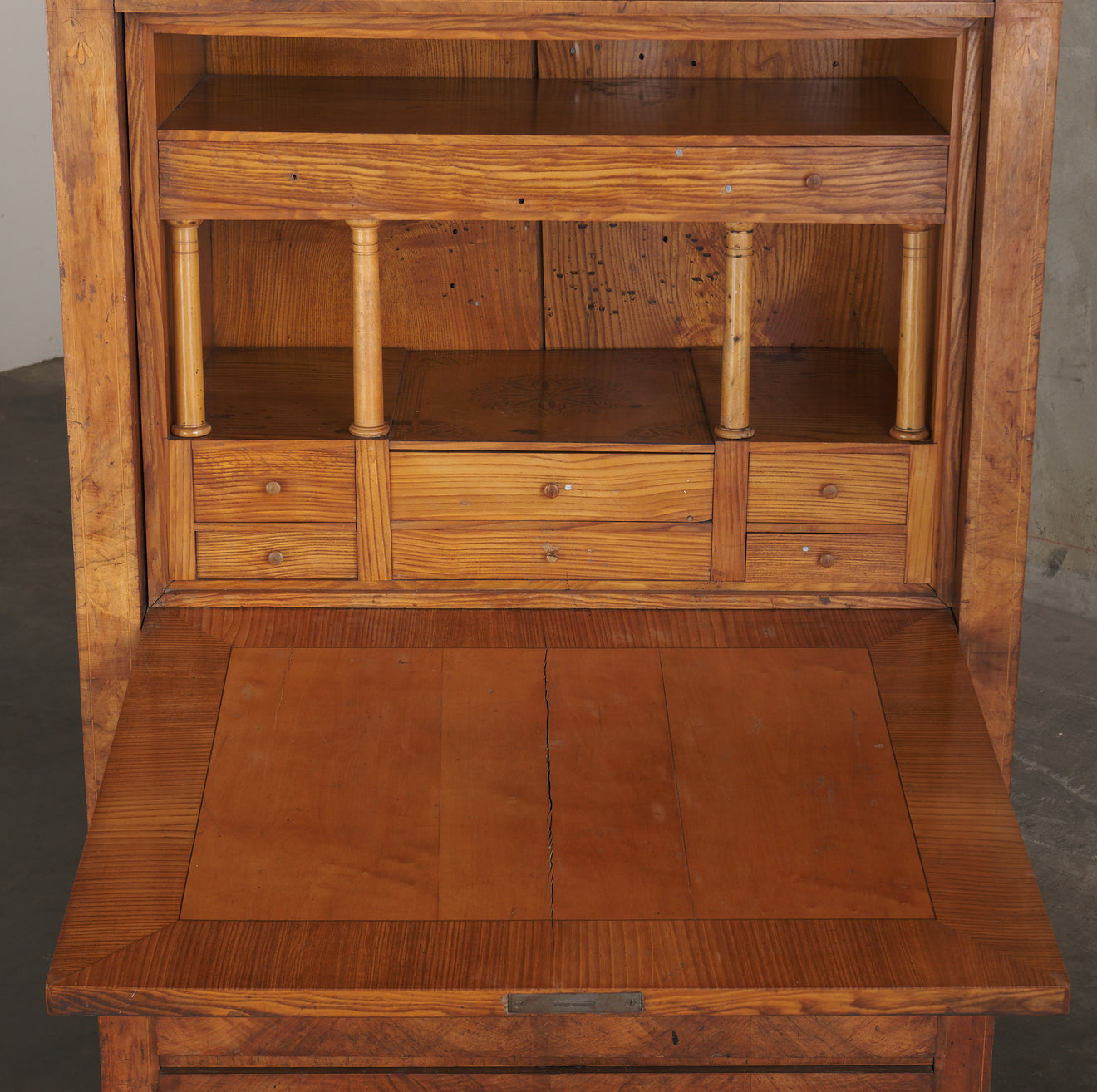 BIEDERMEIER FALL FRONT 'SECRETAIRE A ABATTANT', c1840