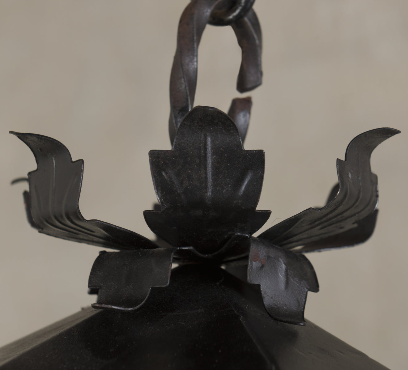 BLOWN GLASS HANGING LIGHT, C 1970