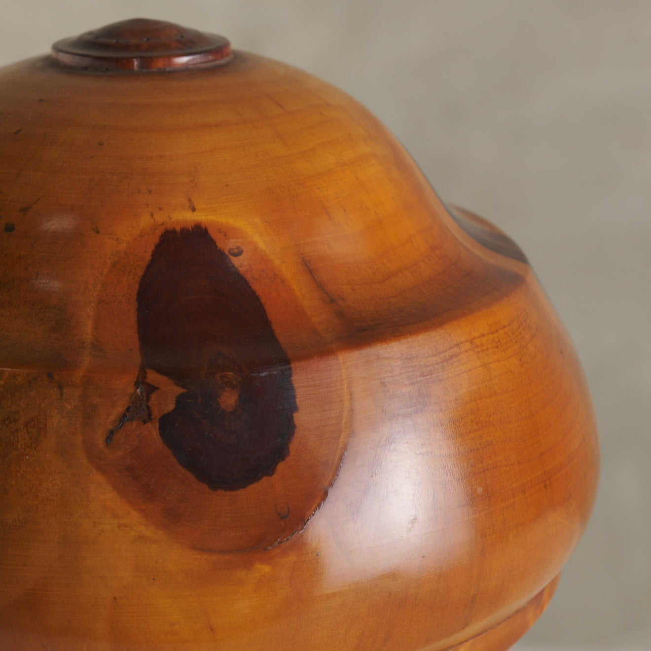 BRAZILIAN BUTTERFLY WOOD BALL SHADE TABLE LAMP, 20th C