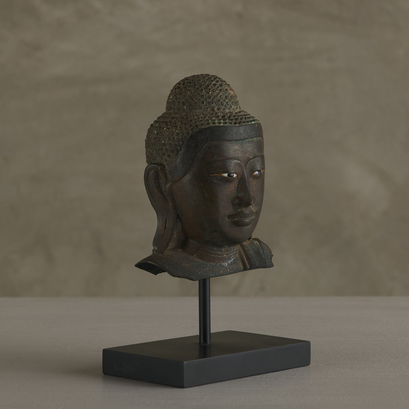 BURMESE BRONZE HEAD OF BUDDHA