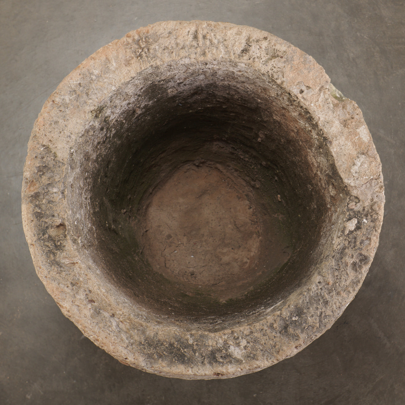 CANTERA STONE PLANTER