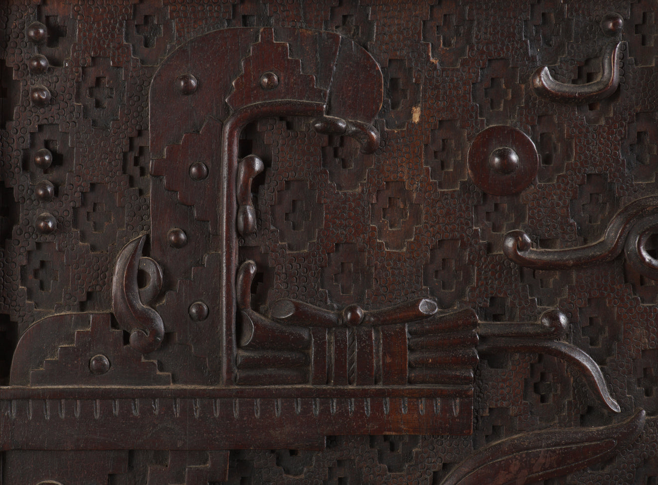 CARVED NEO PRE-COLUMBIAN MEXICAN SOFA, Reported to have been exhibited at the MEXICAN PAVILLION, 1889 World's Fair, Paris