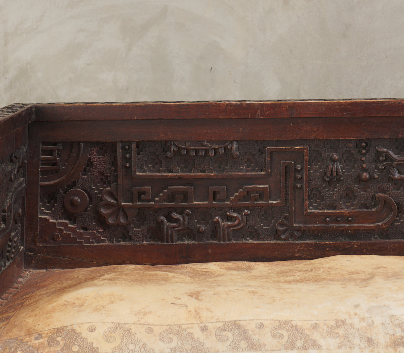 CARVED NEO PRE-COLUMBIAN MEXICAN SOFA, Reported to have been exhibited at the MEXICAN PAVILLION, 1889 World's Fair, Paris
