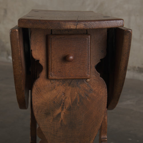 CONTINENTAL 17TH/18TH C DROP-LEAF GATE LEG TABLE