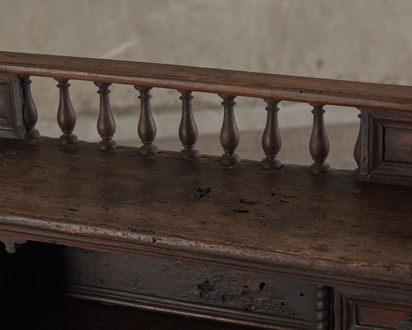 CONTINENTAL 17TH C WALNUT WRITING DESK