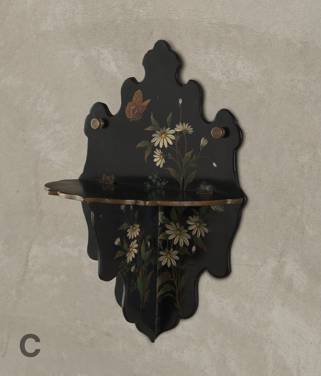 VICTORIAN PAPIER MACHE BLACK LACQUERED DAISY WALL SHELF