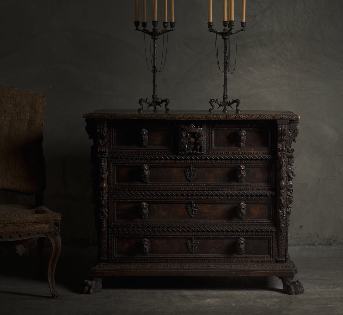 EARLY 19TH C ITALIAN 'BAMBOCCI' CHEST OF DRAWERS