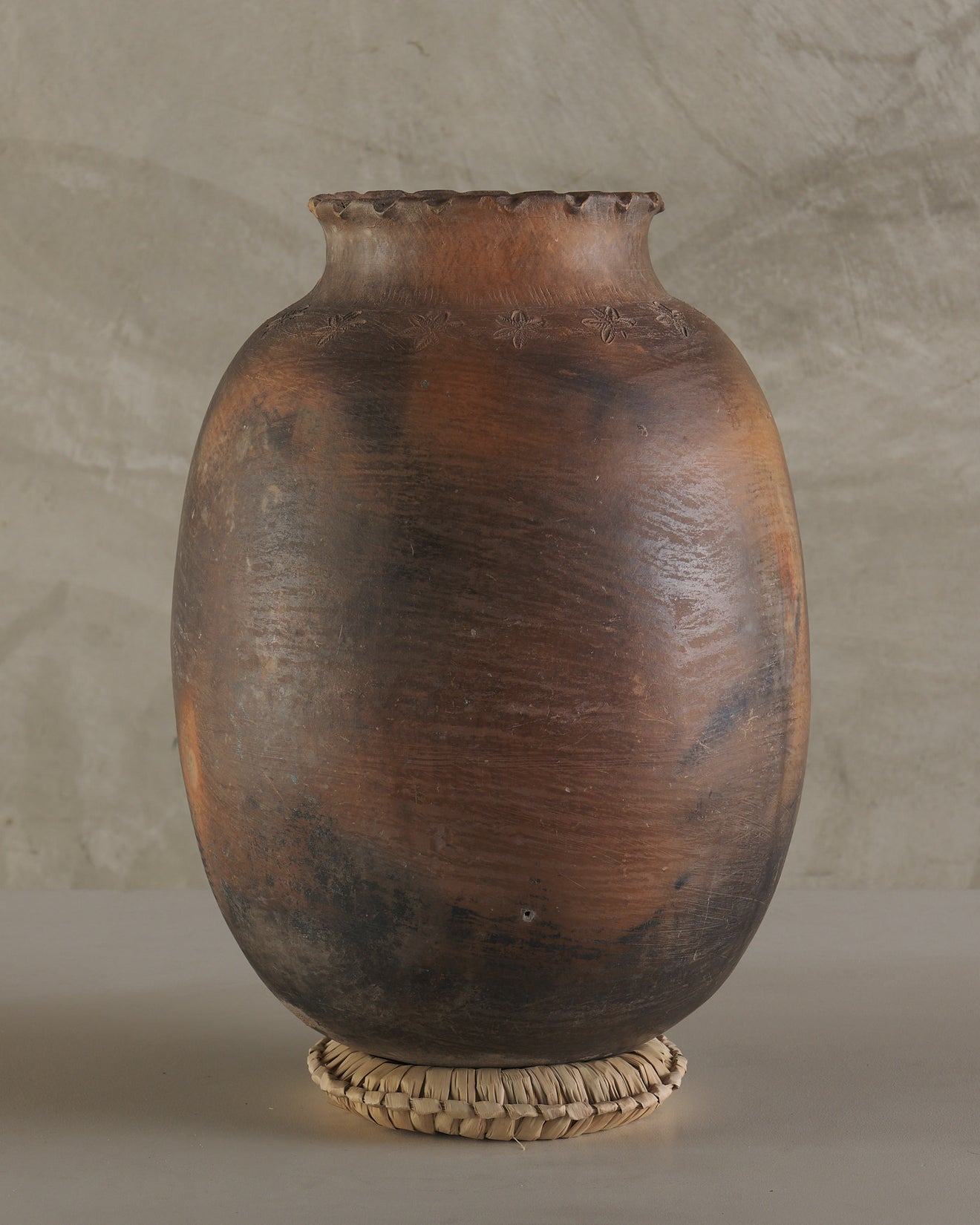 EARLY 20TH C OAXACAN URN