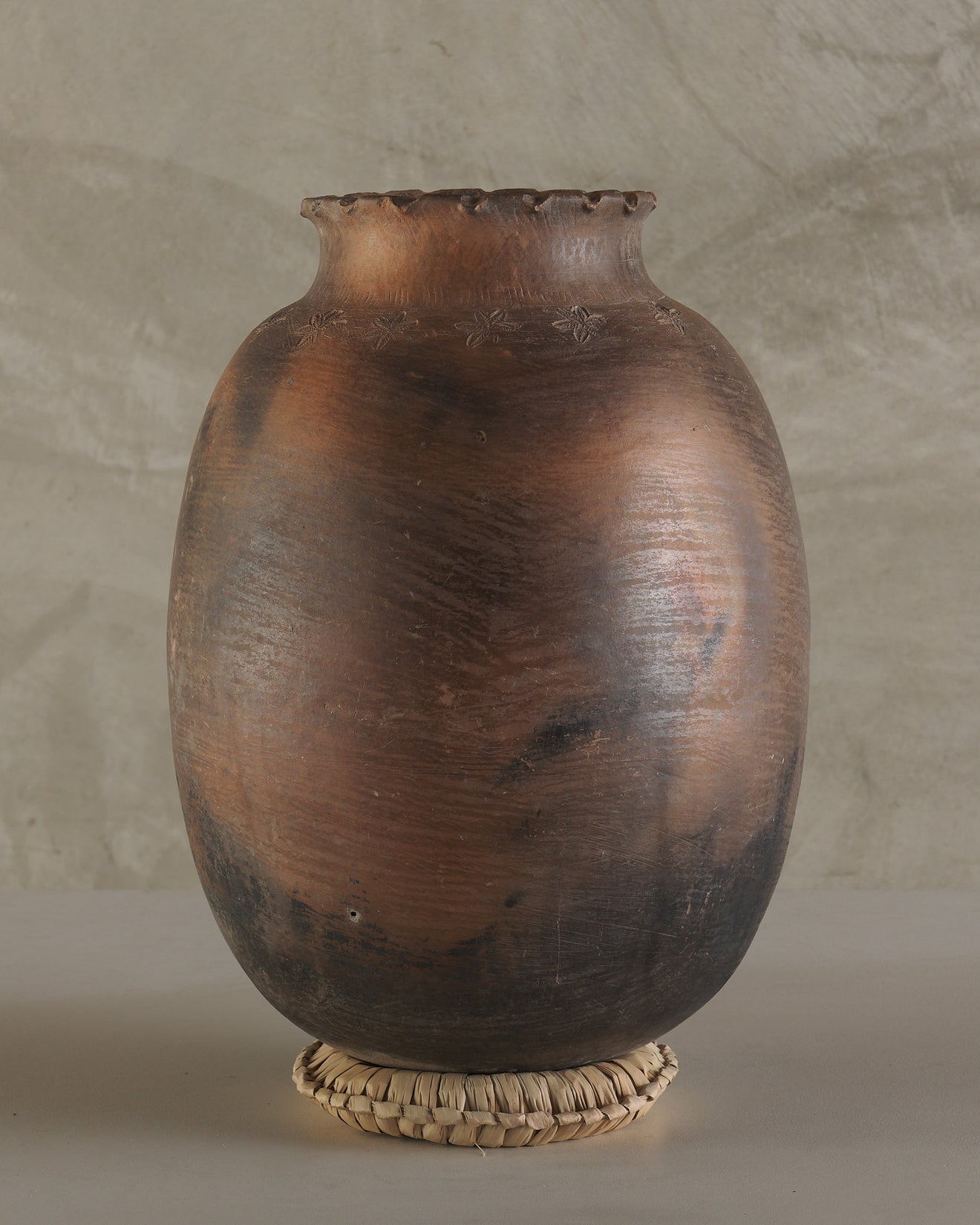 EARLY 20TH C OAXACAN URN