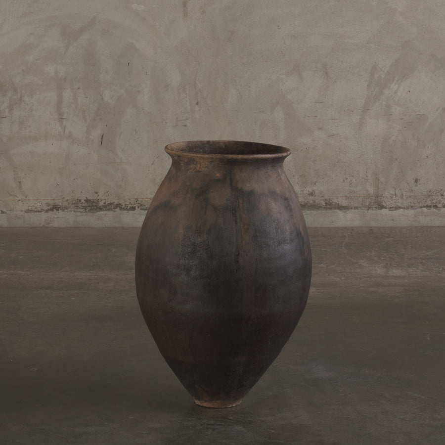 EARLY 20TH C TALL OAXACAN URN