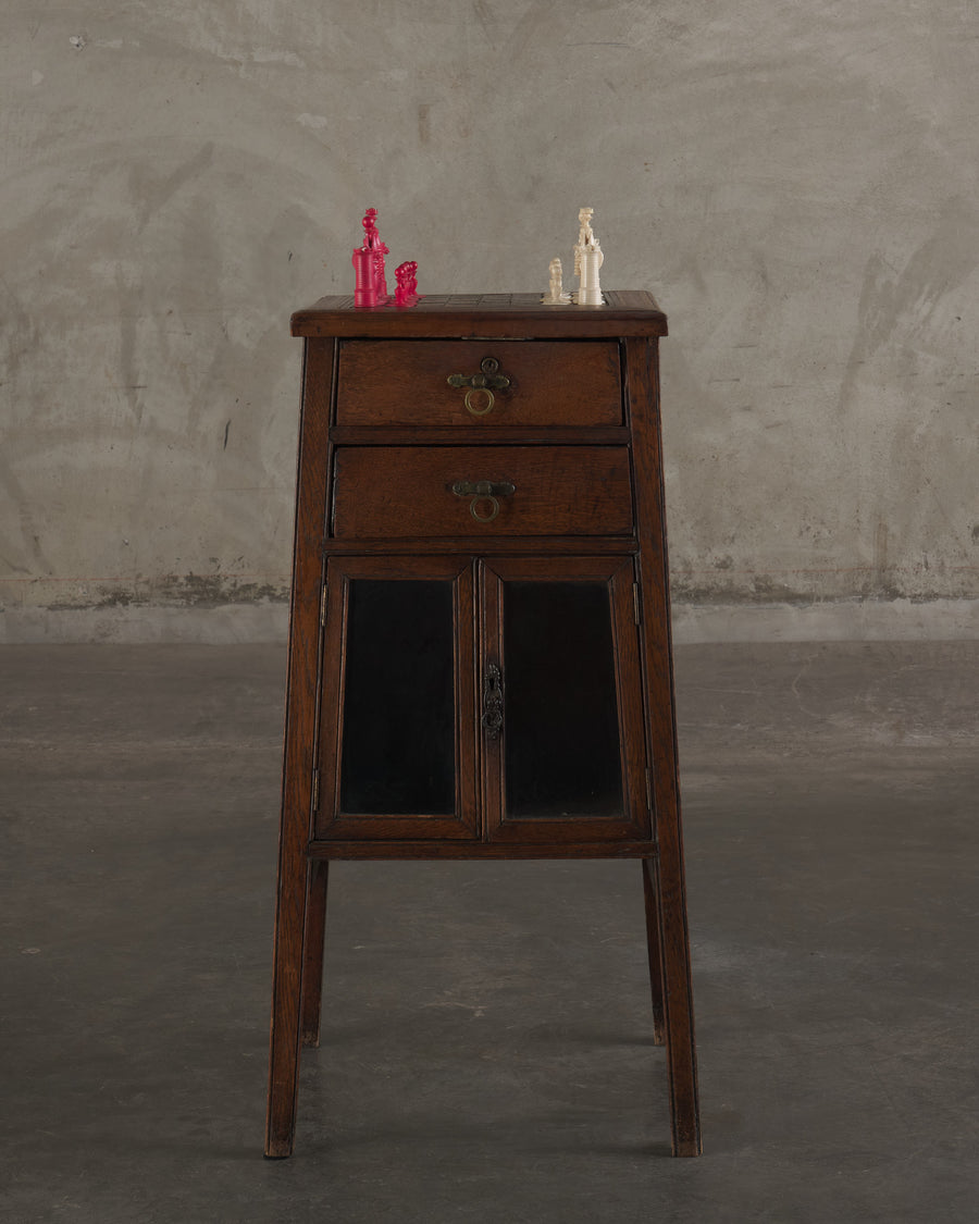 ENGLISH ARTS & CRAFTS OAK GAME CABINET, C1905
