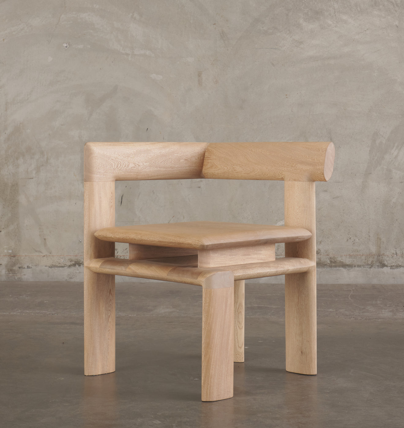 ERNESTO AZCARATE CHAIR