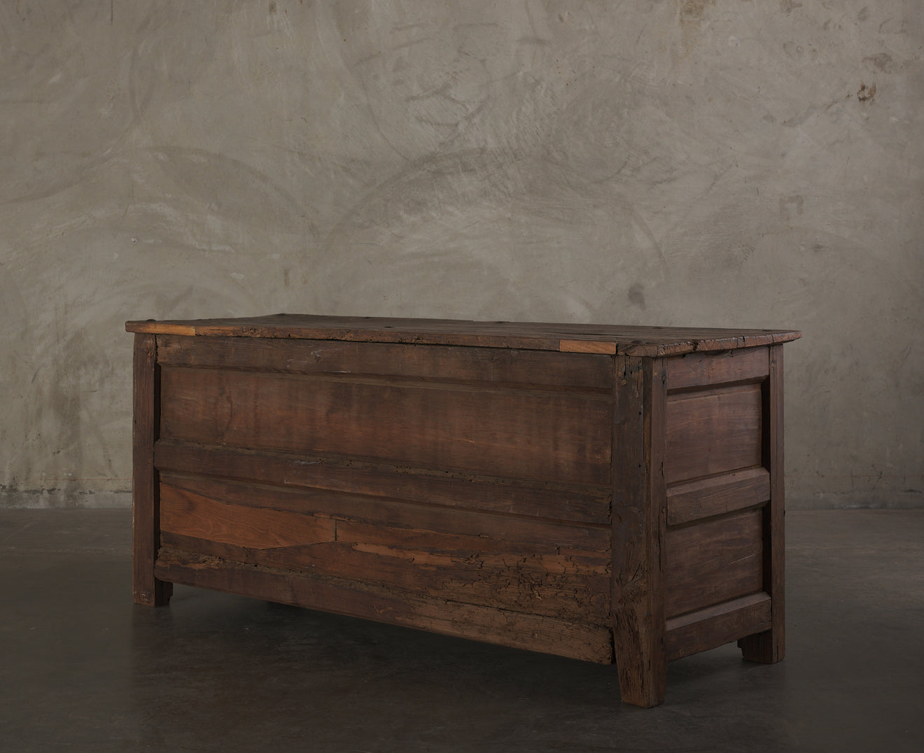 17th C SPANISH CARVED WALNUT VESTMENT CHEST