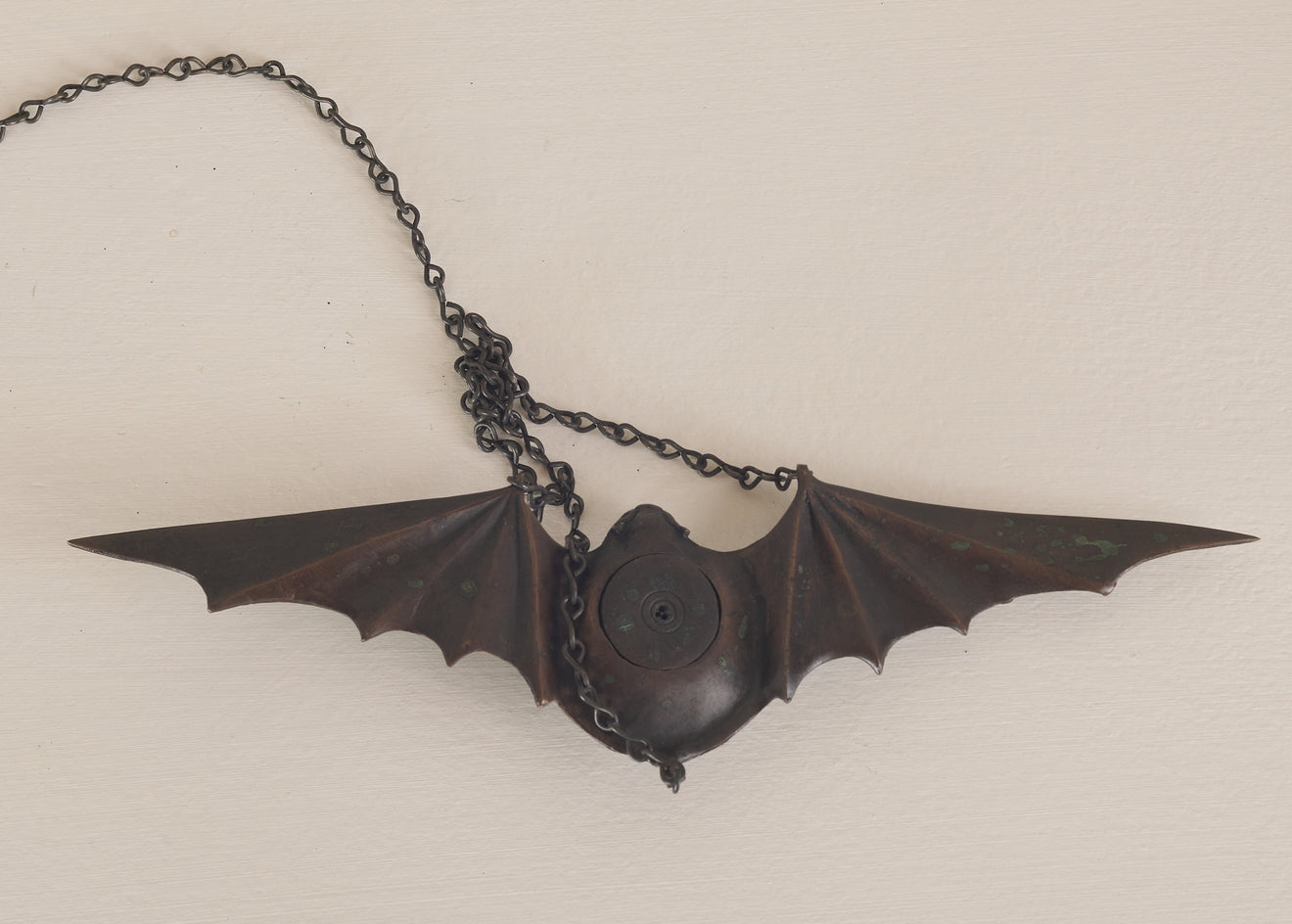 BC WORKSHOP HANGING BAT CENSER