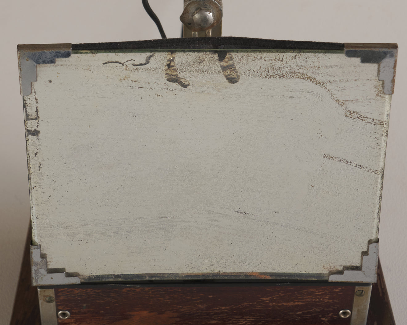 FOLK ART TABLE LAMP WITH ADJUSTABLE MAGNIFYING MIRROR, C1940S