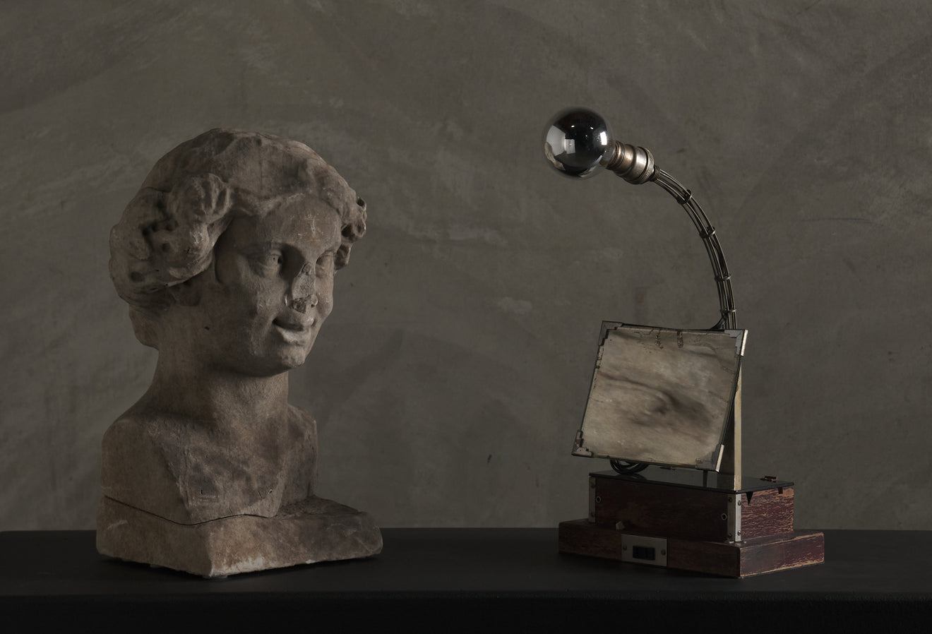 FOLK ART TABLE LAMP WITH ADJUSTABLE MAGNIFYING MIRROR, C1940S