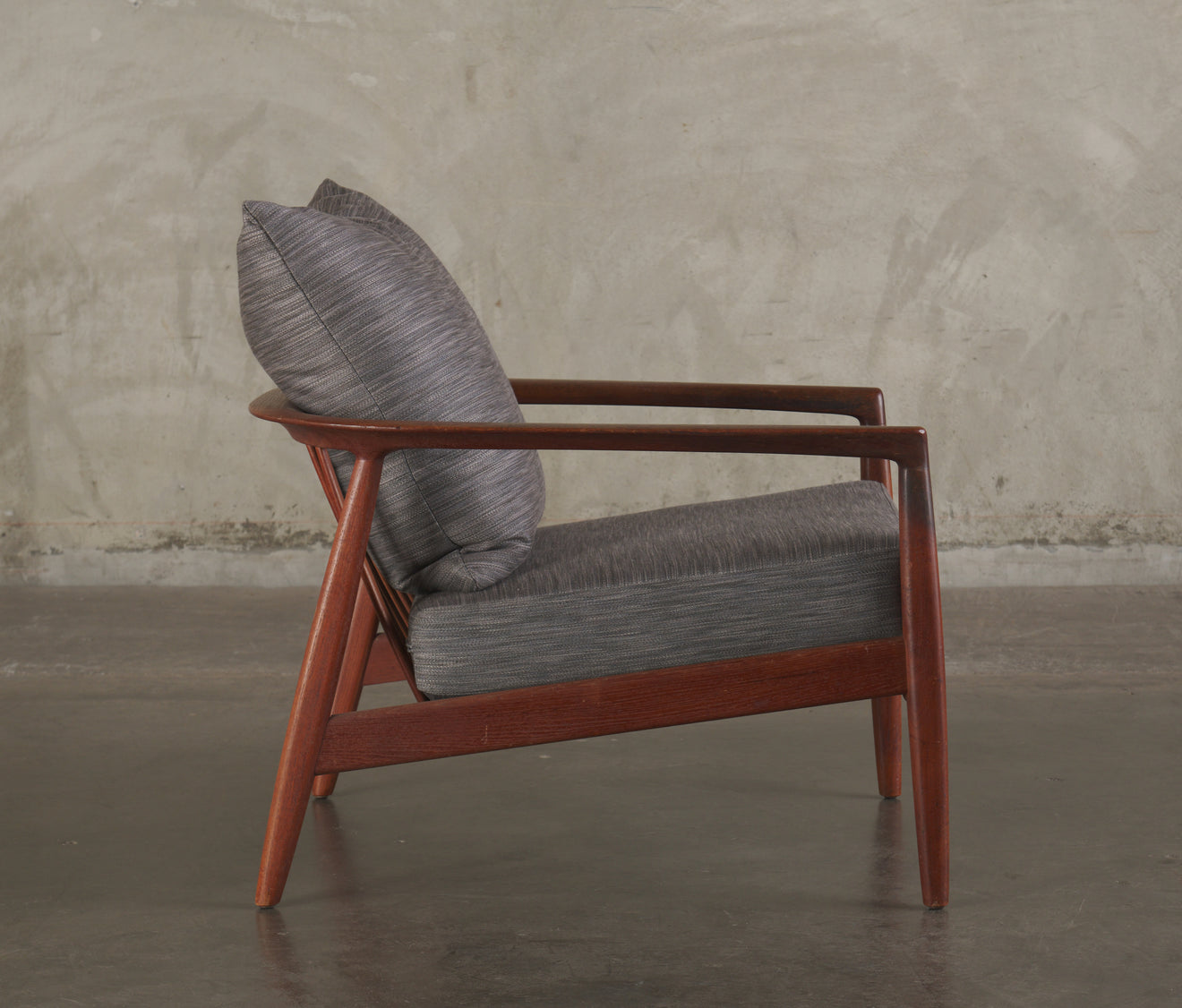 FOLKE OHLSSON FOR DUX (MODEL 72-C) LOUNGE CHAIR, SWEDEN, 1950s