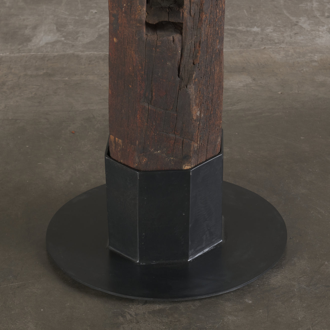 FRENCH 18TH C WOOD WINE PRESS SCREW