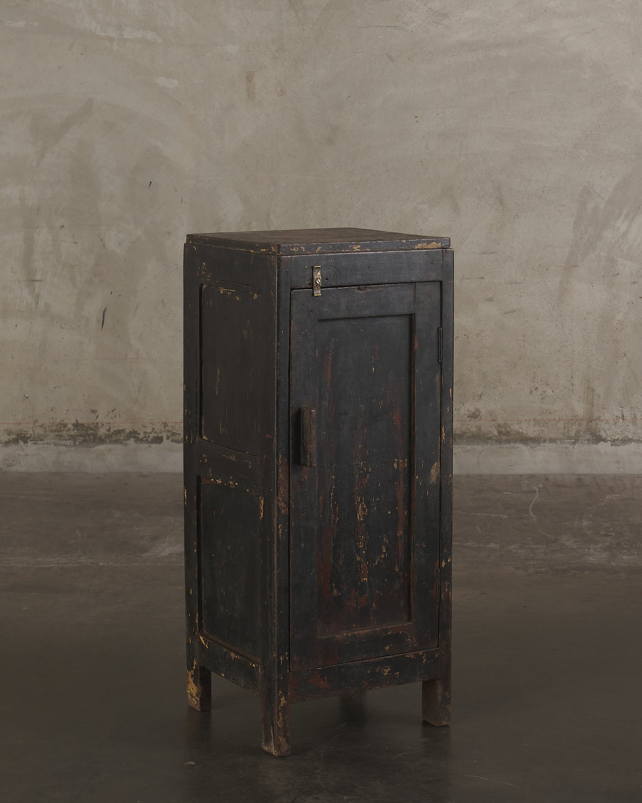 FRENCH RUSTIC PAINTED SIDE CABINET, EARLY 20TH C