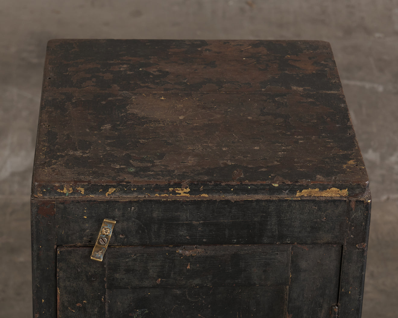 FRENCH RUSTIC PAINTED SIDE CABINET, EARLY 20TH C