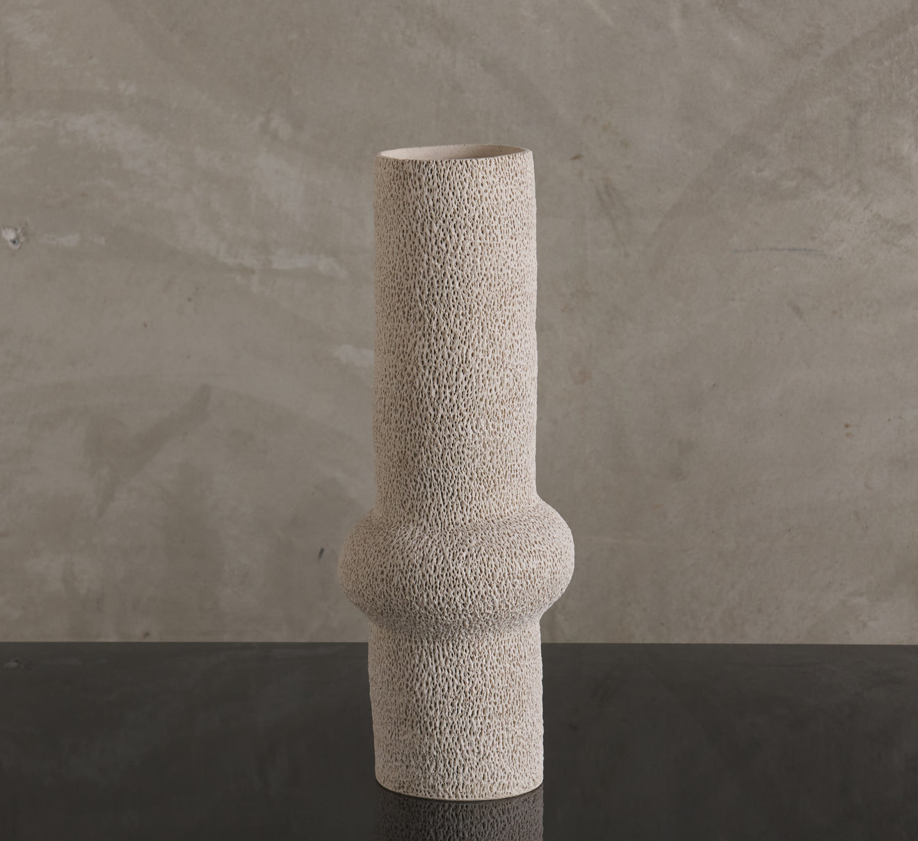 GENARO BARBA HOEPFNER STONEWARE WITH PORCELAIN SLIP AND GLAZED INTERIOR