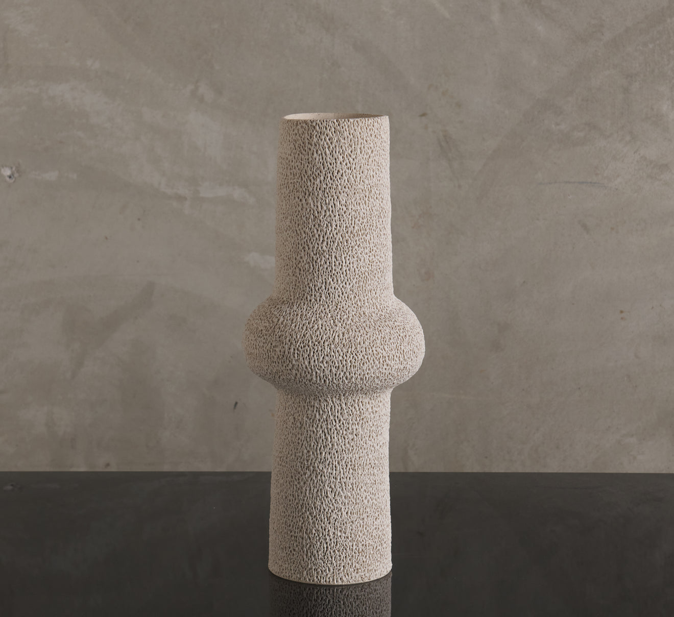 GENARO BARBA HOEPFNER STONEWARE WITH PORCELAIN SLIP AND GLAZED INTERIOR