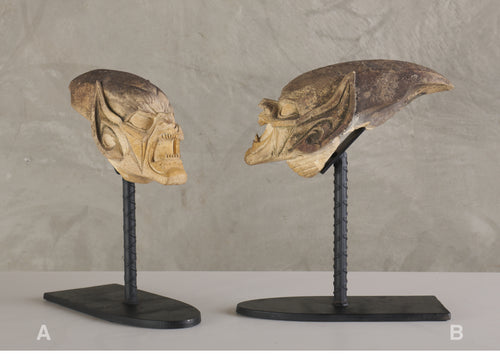 GIGER ATTRIB STONE ALIEN ON STAND