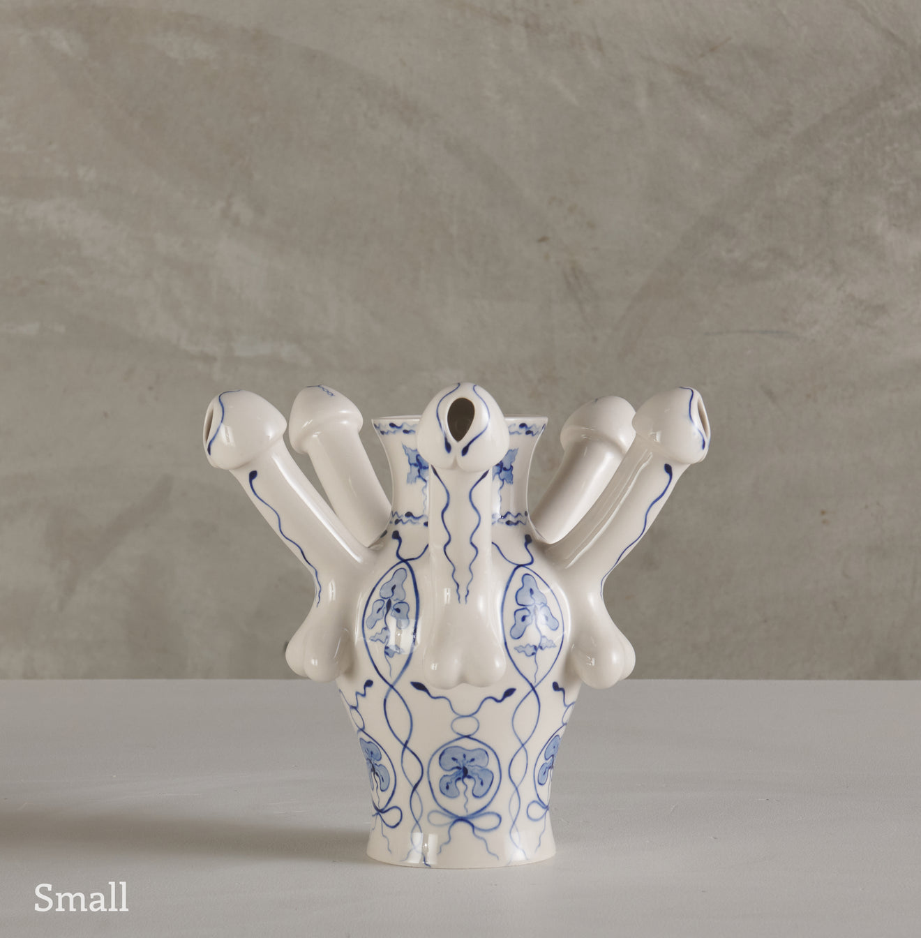 TULIPIERE VASE BY KEVIN QUALE