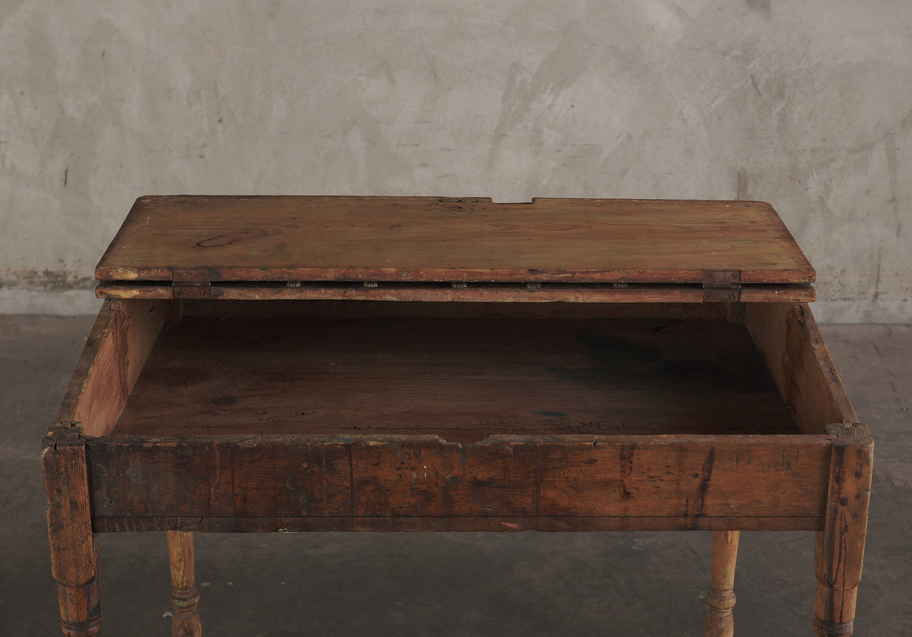 HACIENDA WOOD DESK