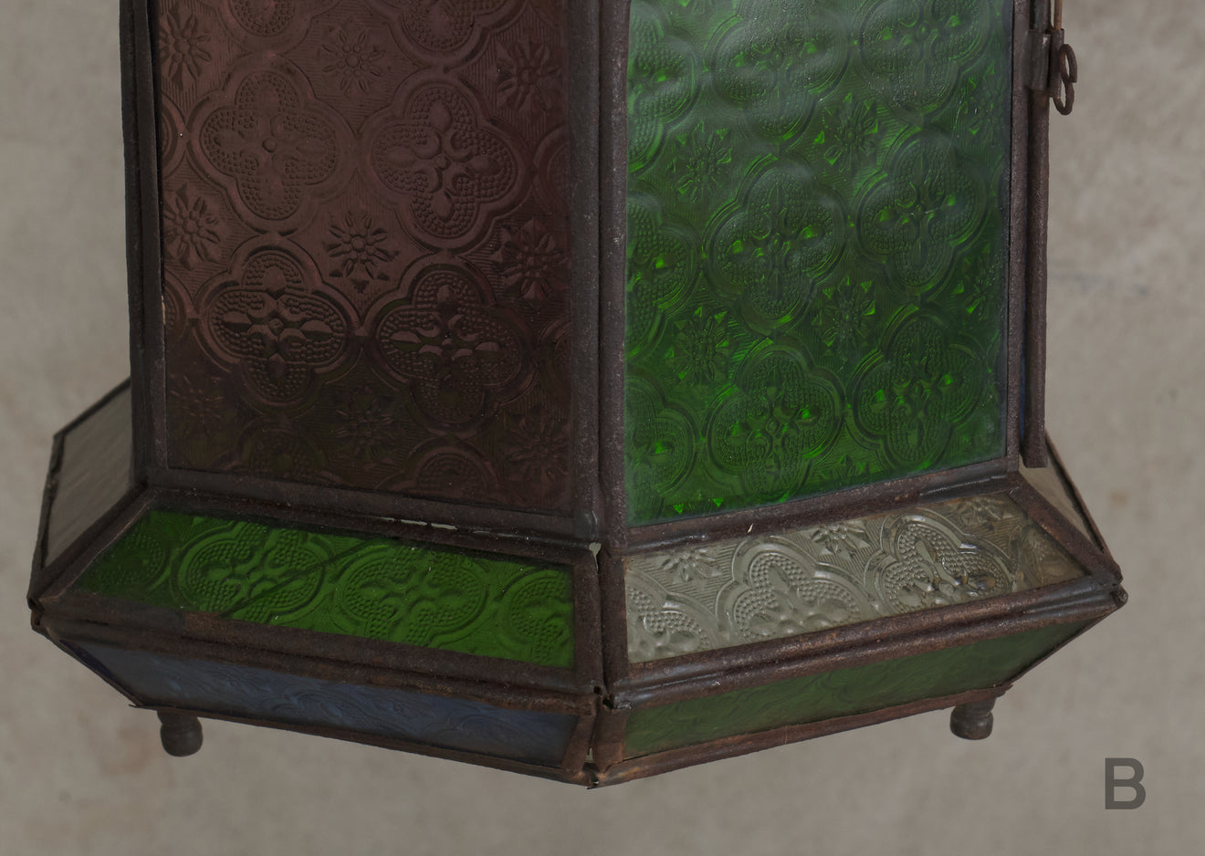 ANTIQUE MOROCCAN STAINED GLASS AND METAL PENDANT LIGHT, c1910