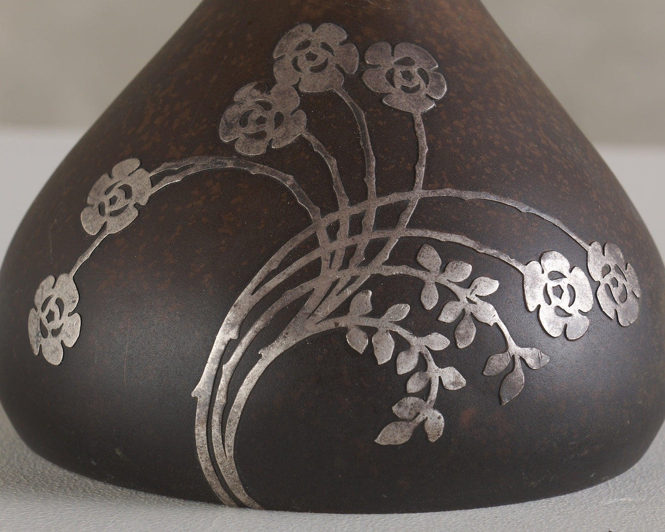 HEINTZ ART METAL SHOP, FLORAL OVERLAY TABLE LAMP, c1915