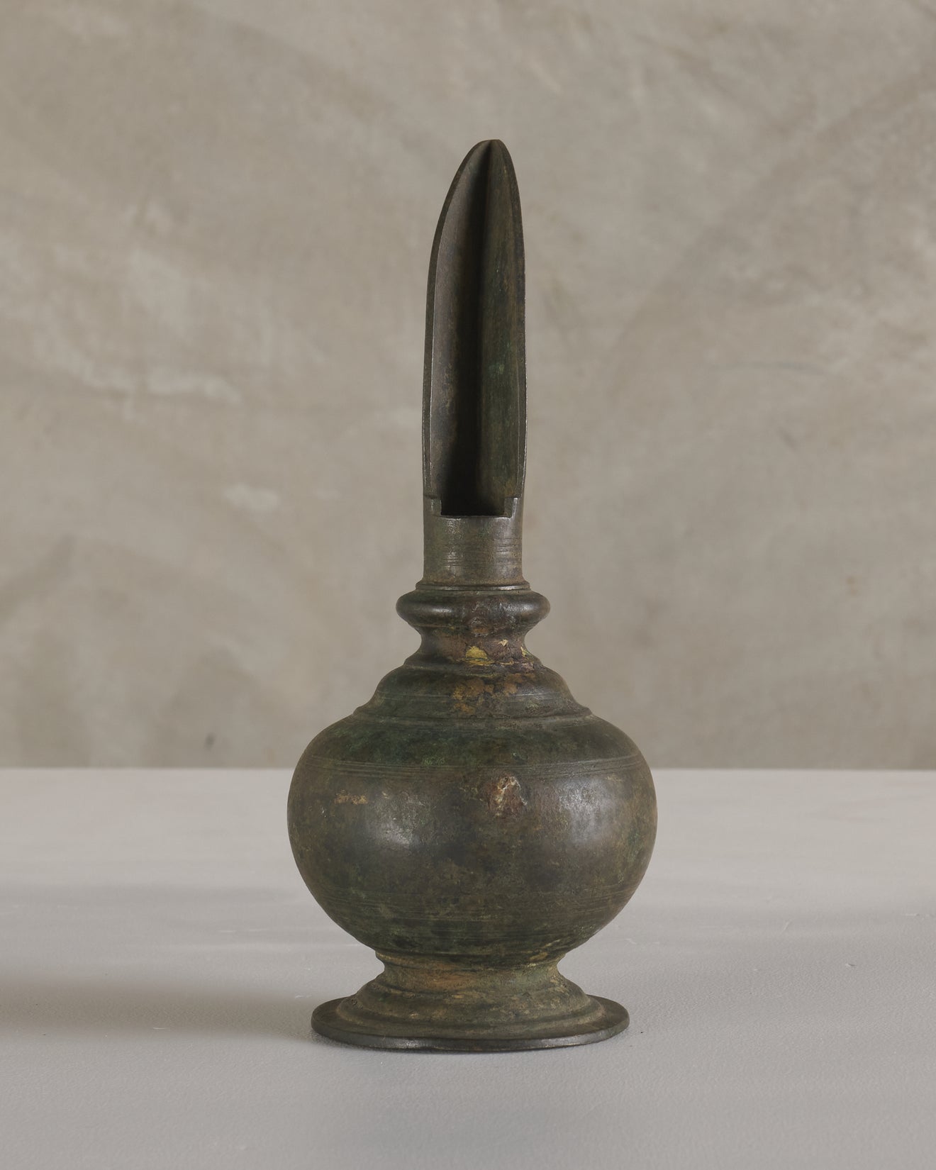 INDIAN SRI LANKAN BRASS TEMPLE OIL EWER, 18TH-19TH C