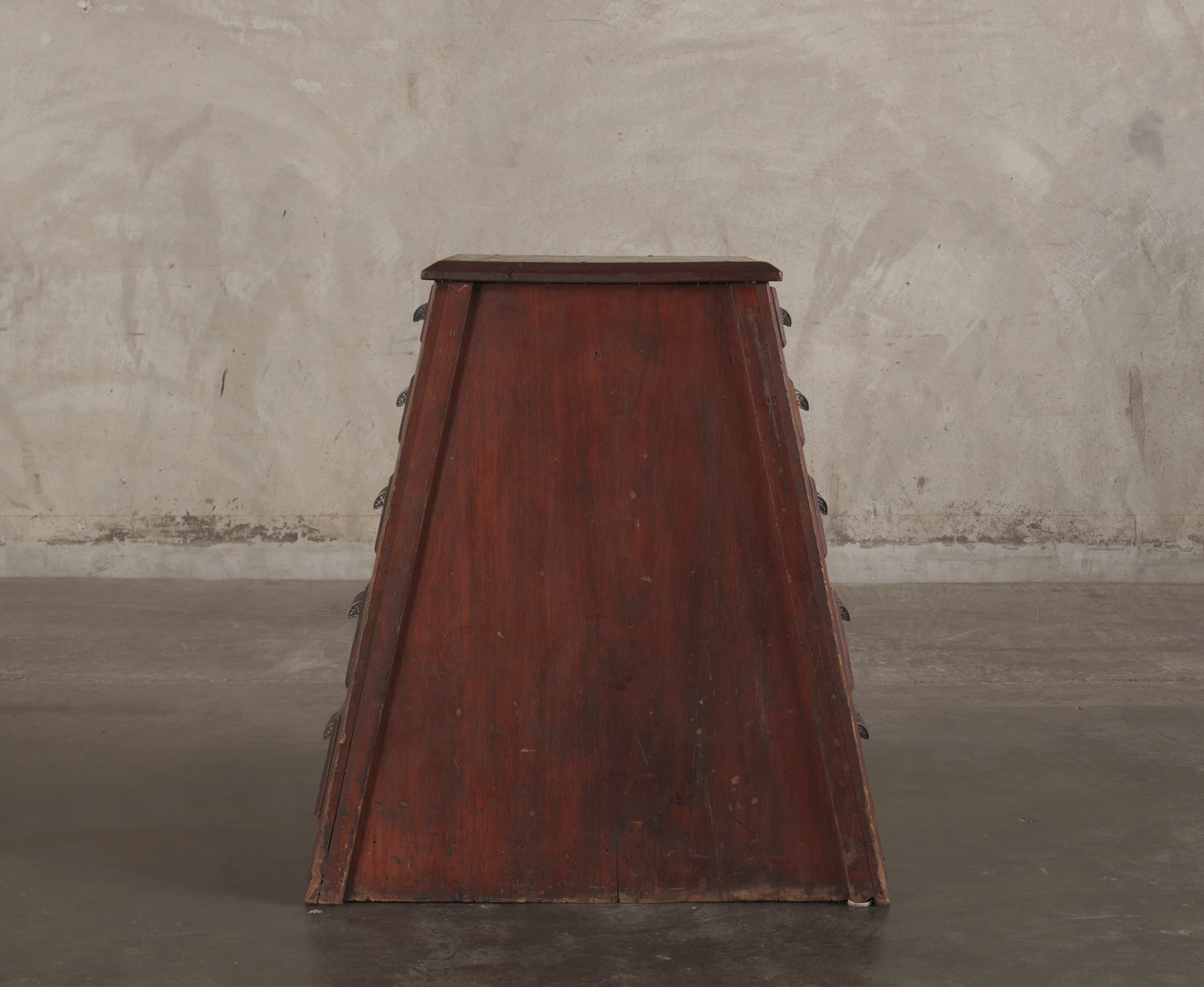 INDUSTRIAL WORKER'S PYRAMID CHEST OF DRAWERS