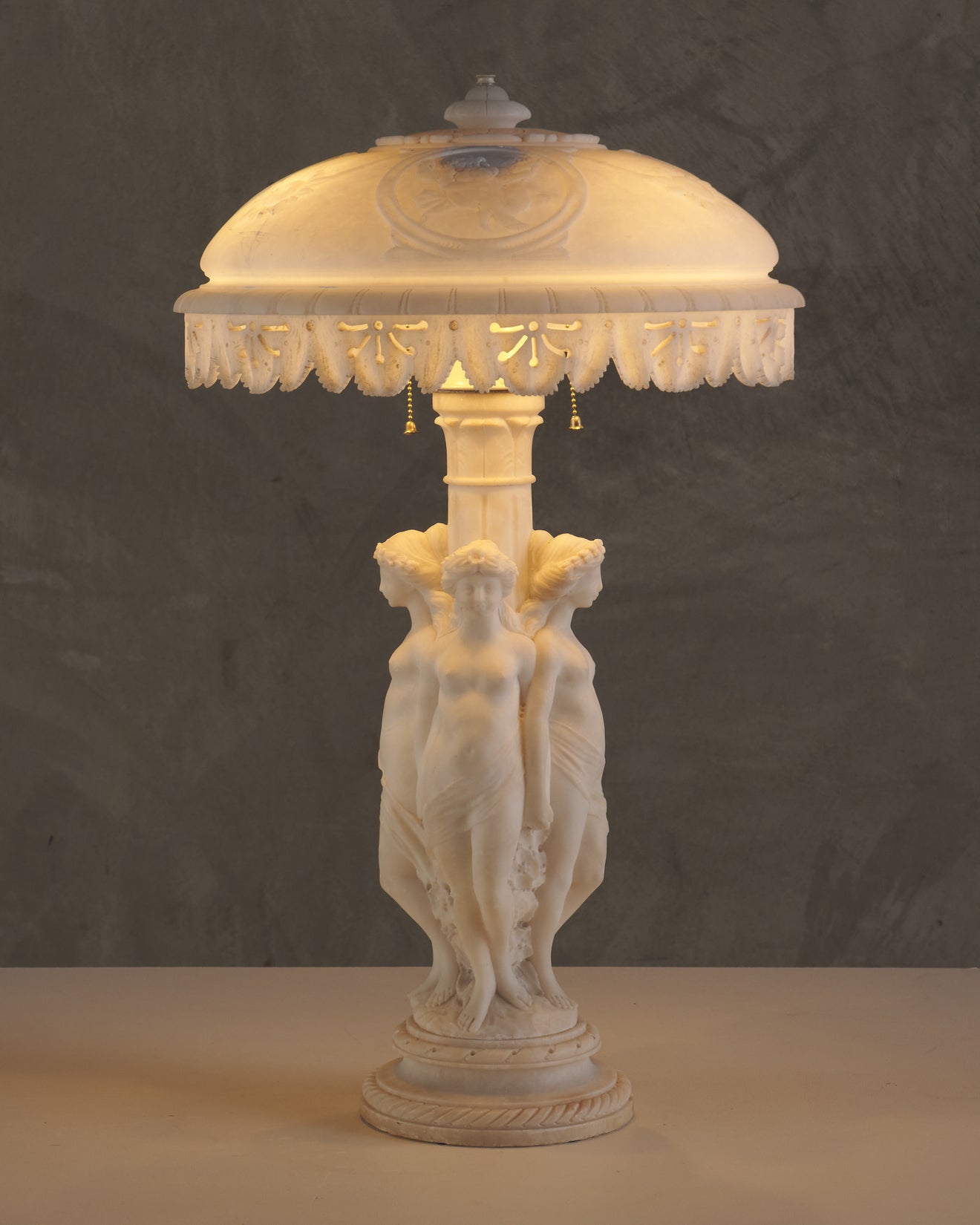 ITALIAN CARVED ALABASTER CLASSICAL REVIVAL PARLOR LAMP, C1910