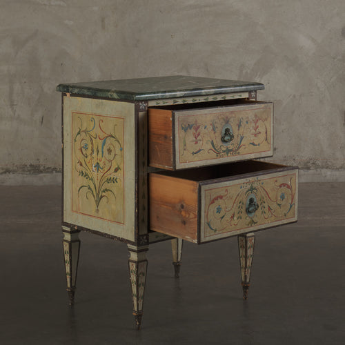 EARLY 19TH C ITALIAN PAINTED CHEST