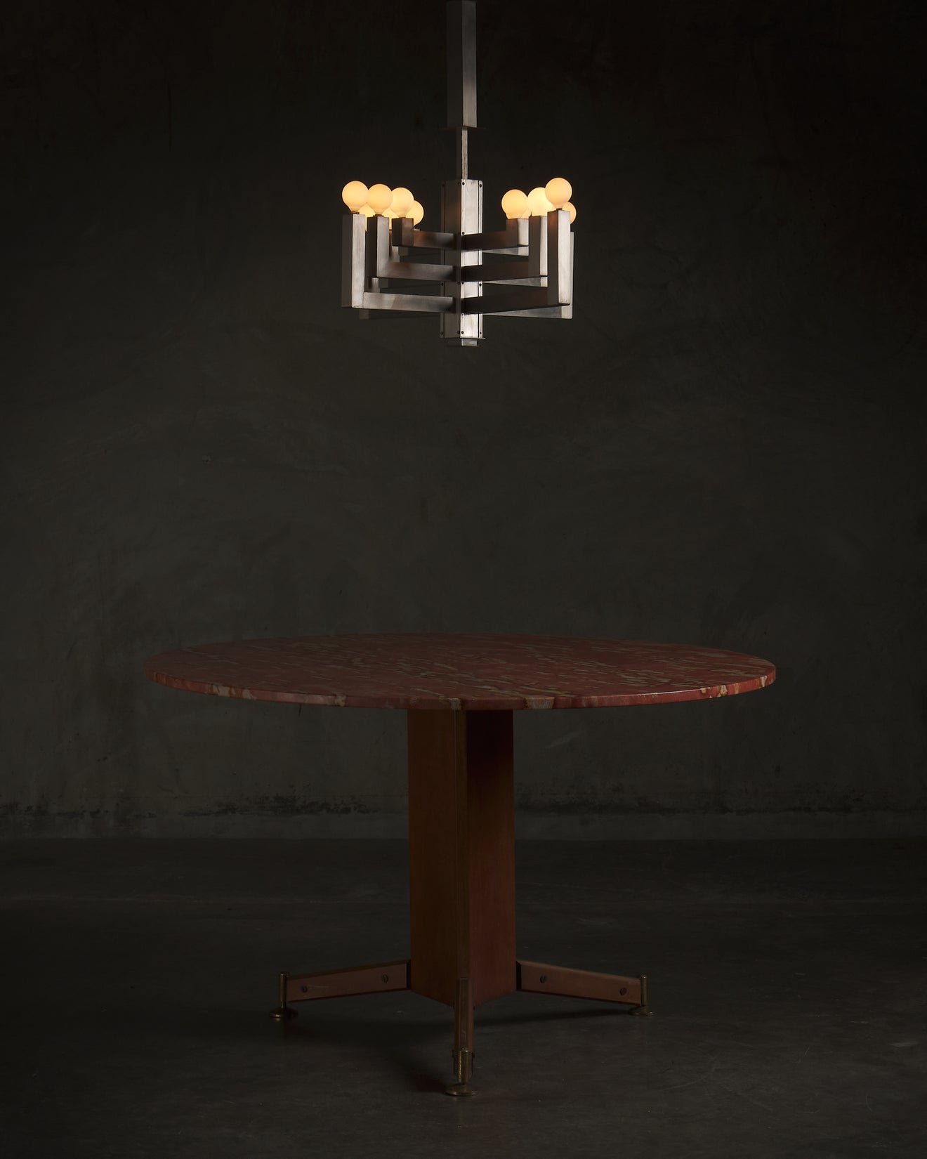 ITALIAN PEDESTAL DINING TABLE, C1950