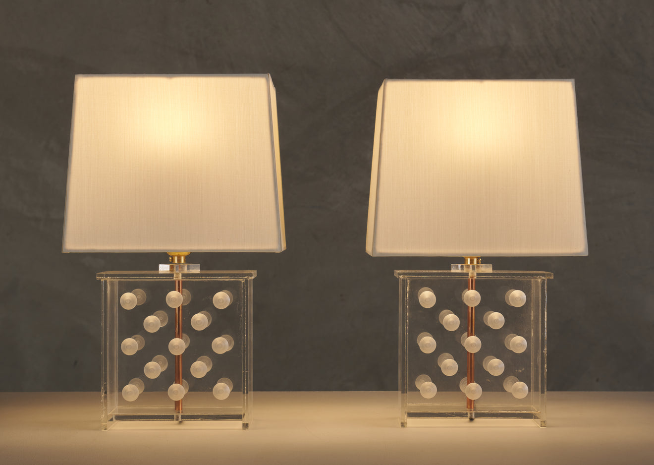 PAIR OF ITALIAN DOT PATTERN PLEXIGLASS TABLE LAMPS