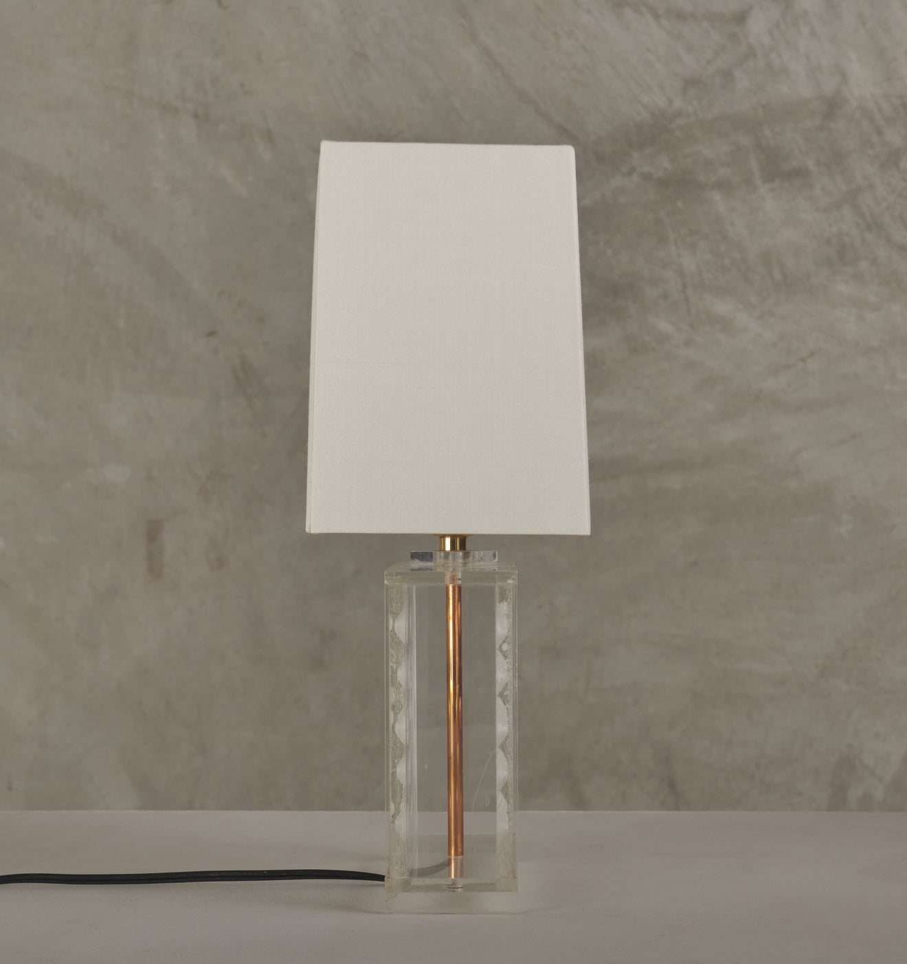 PAIR OF ITALIAN DOT PATTERN PLEXIGLASS TABLE LAMPS
