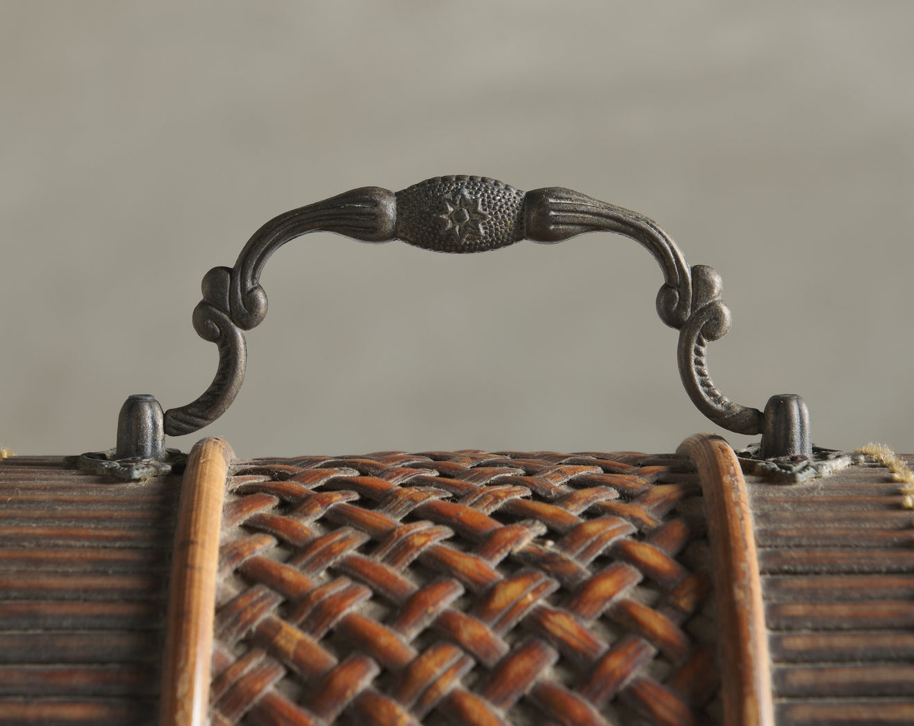 JAPANESE BAMBOO CARRYING BOX, c 1905