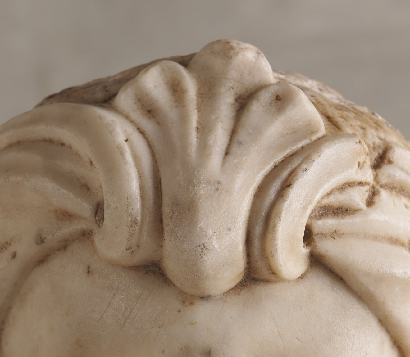 LATE 18TH C MASCARON ON STAND